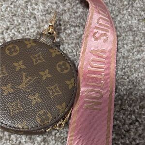 Louis Vuitton Cream Pouch with Pink Accent